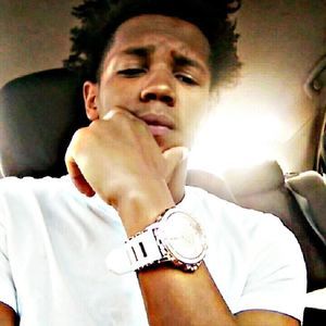 Meet your Posher, Tomozz